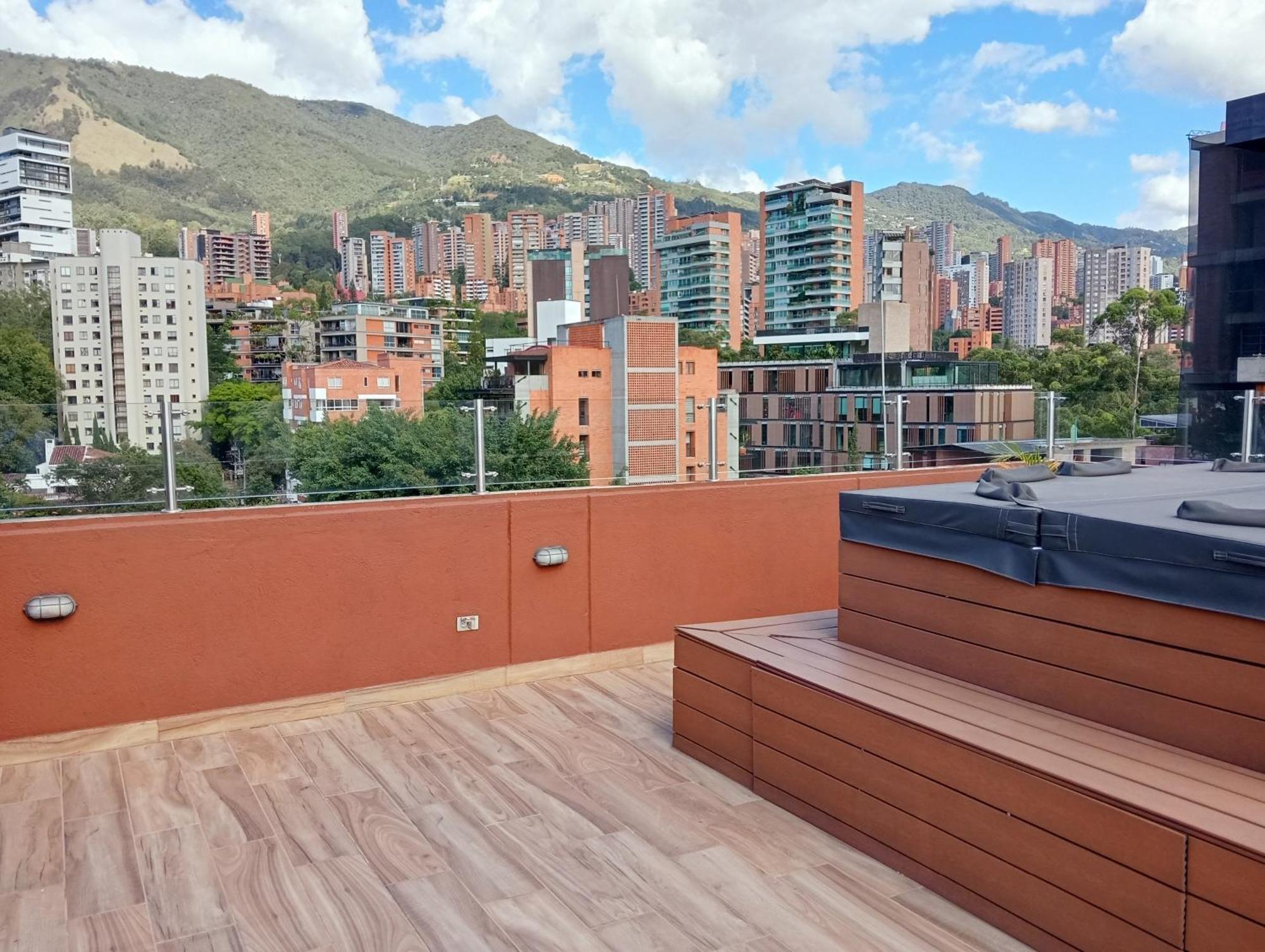 Hotel Lomas 10 Medellin By Dico ภายนอก รูปภาพ