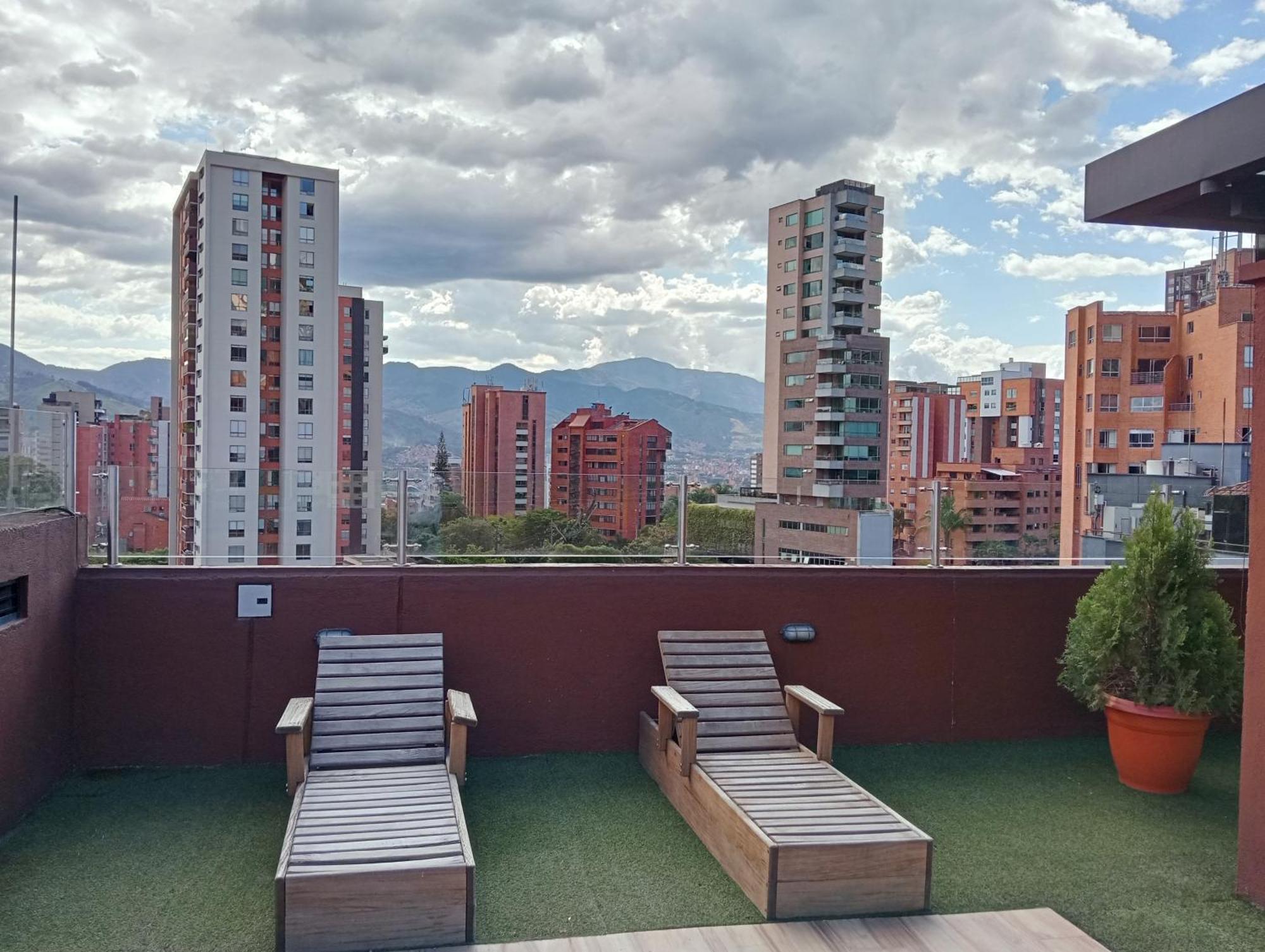 Hotel Lomas 10 Medellin By Dico ภายนอก รูปภาพ