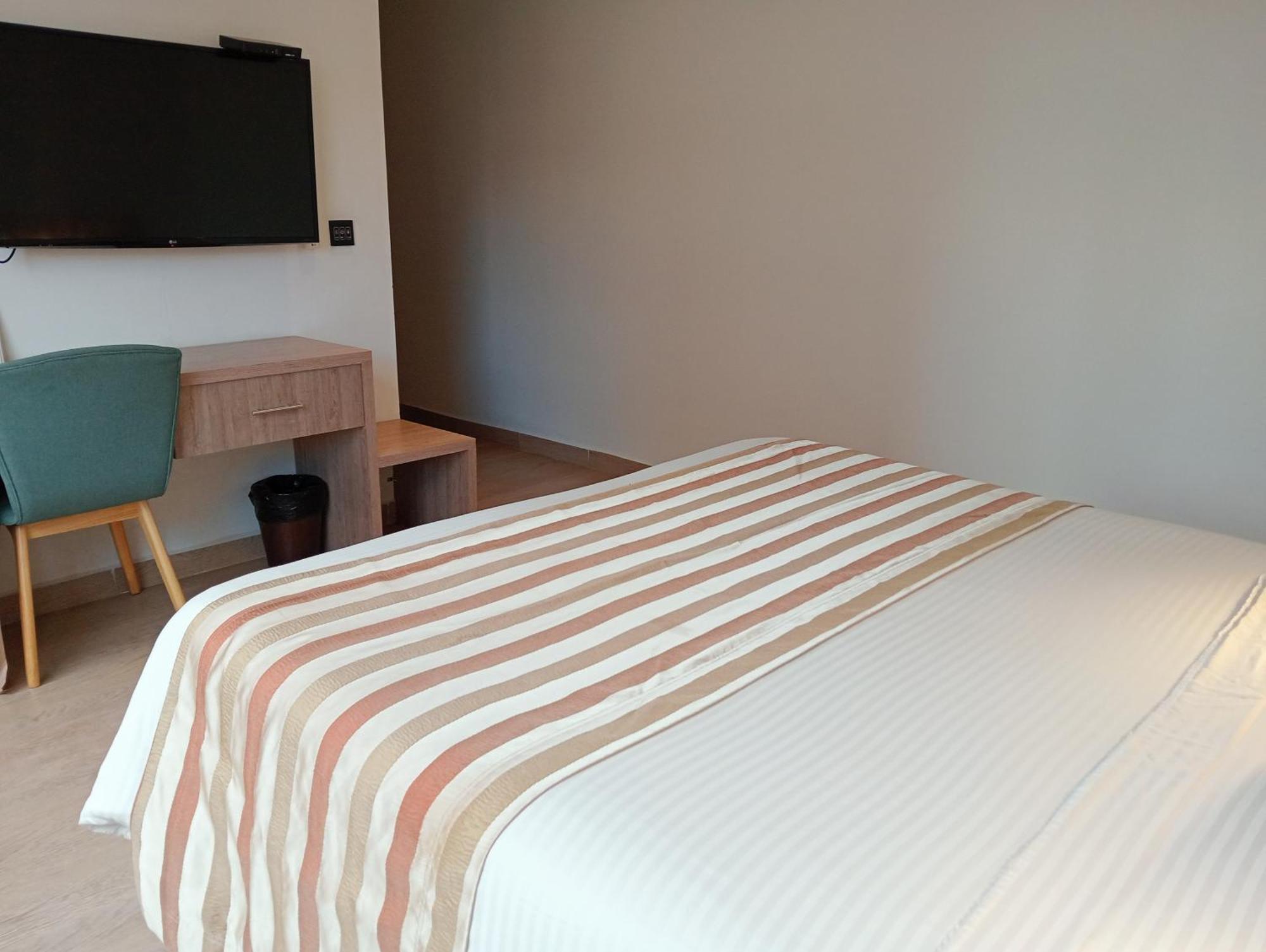 Hotel Lomas 10 Medellin By Dico ภายนอก รูปภาพ