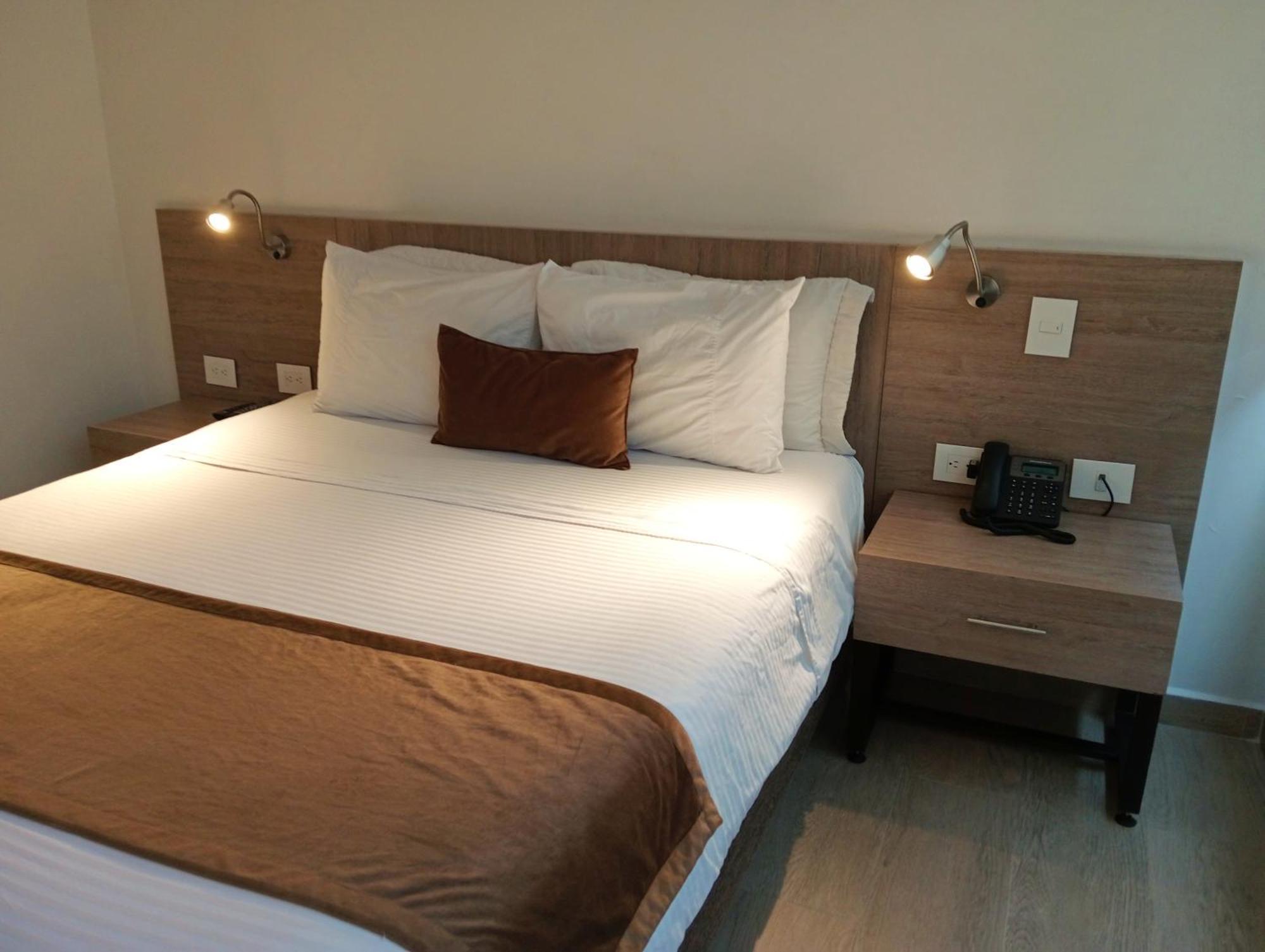 Hotel Lomas 10 Medellin By Dico ภายนอก รูปภาพ